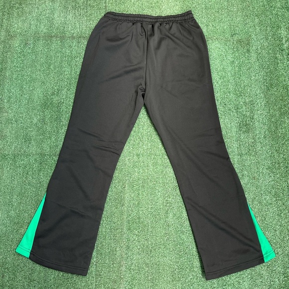 Flared sweatpants - Picture 3 of 3